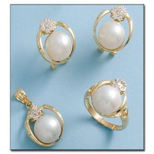 Colgante oro 18kl perla japonesa