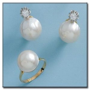 Pendientes oro blanco 18kl p. japonesas
