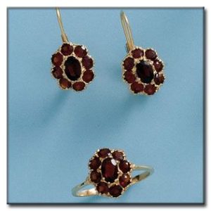 Pendientes oro 18kl granate