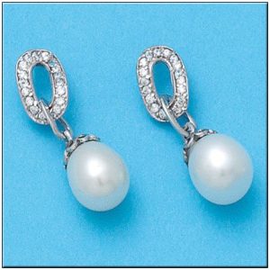 Pendientes oro blanco 18kl p. cultivadas